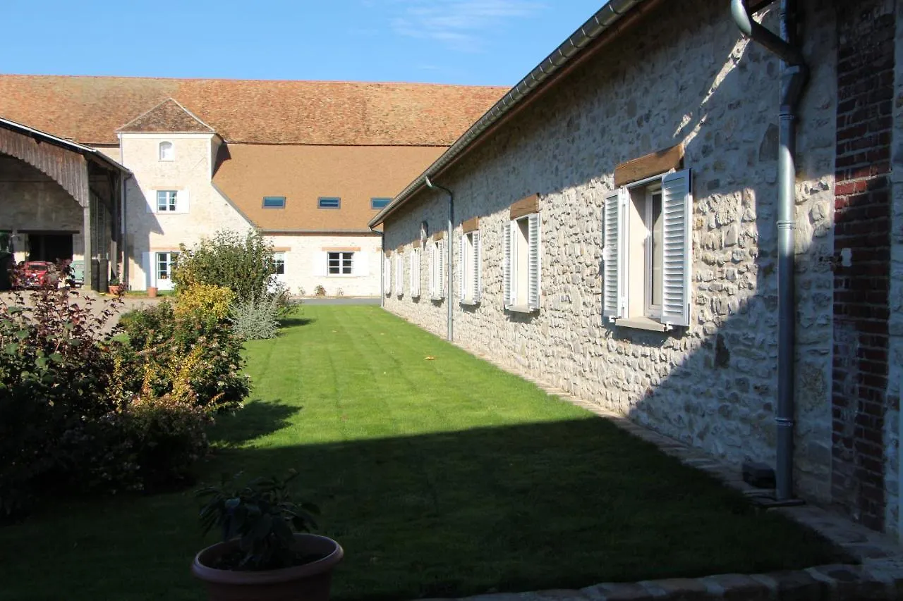La Bullote - Gites - Paris Roissy Villeneuve-sous-Dammartin 펜션