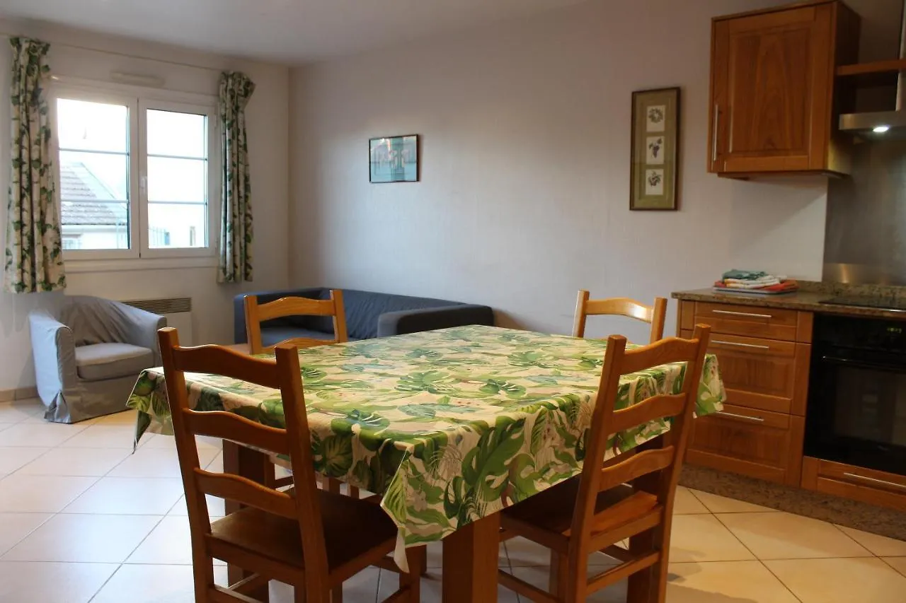 La Bullote - Gites - Paris Roissy Villeneuve-sous-Dammartin 0*,  France