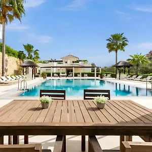 Luxury & Sunny With Breathtaking View In Marbella East Appartement Ojén