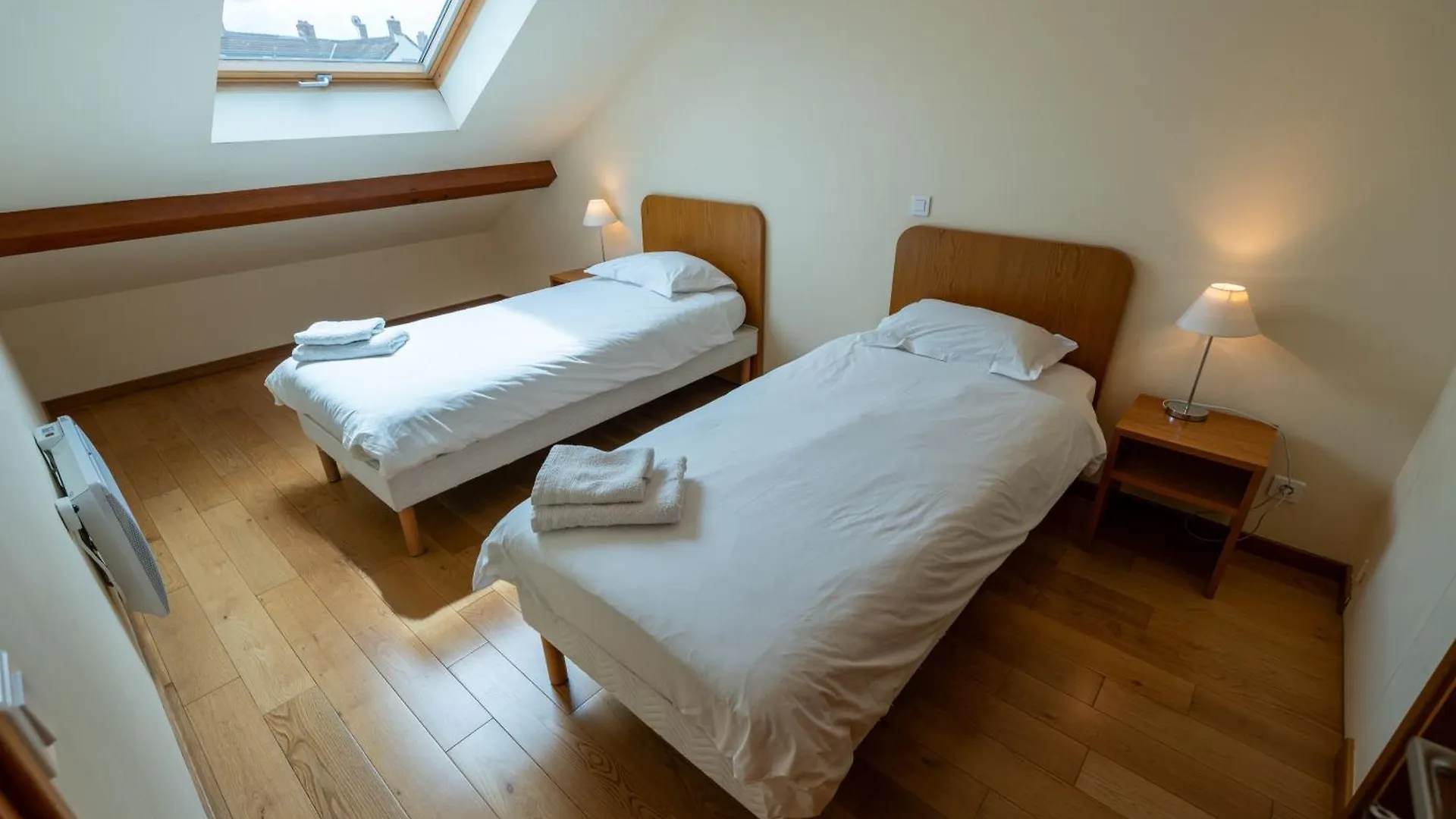 Holiday home La Bullote - Gites - Paris Roissy Villeneuve-sous-Dammartin France